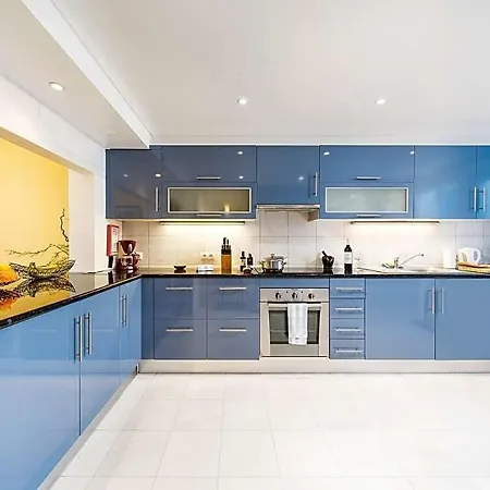 Sleeps 6 With Pool And Air Con فيلة فالي دو لوبو